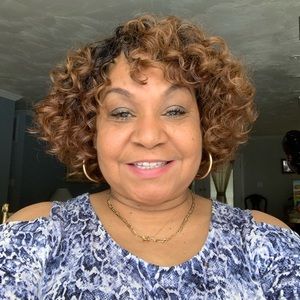 Meet your Posher, Darlene